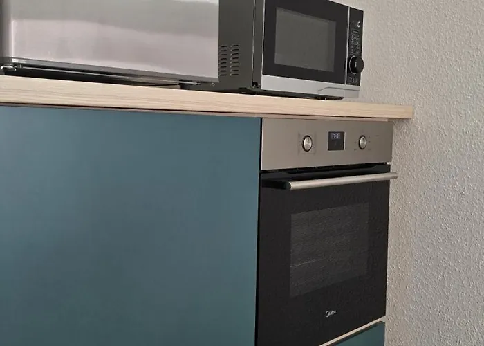 Apartment Kulturelles Businessapartment Mit Balkon